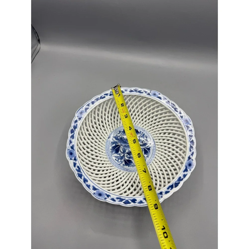 Hasimoto China Japan Blue White Reticulated Lattice Porcelain Floral Basket Bowl